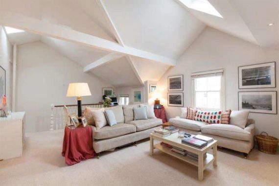 2 Bedroom Flat